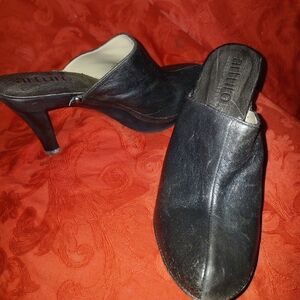 Arturo Black Women's Heels